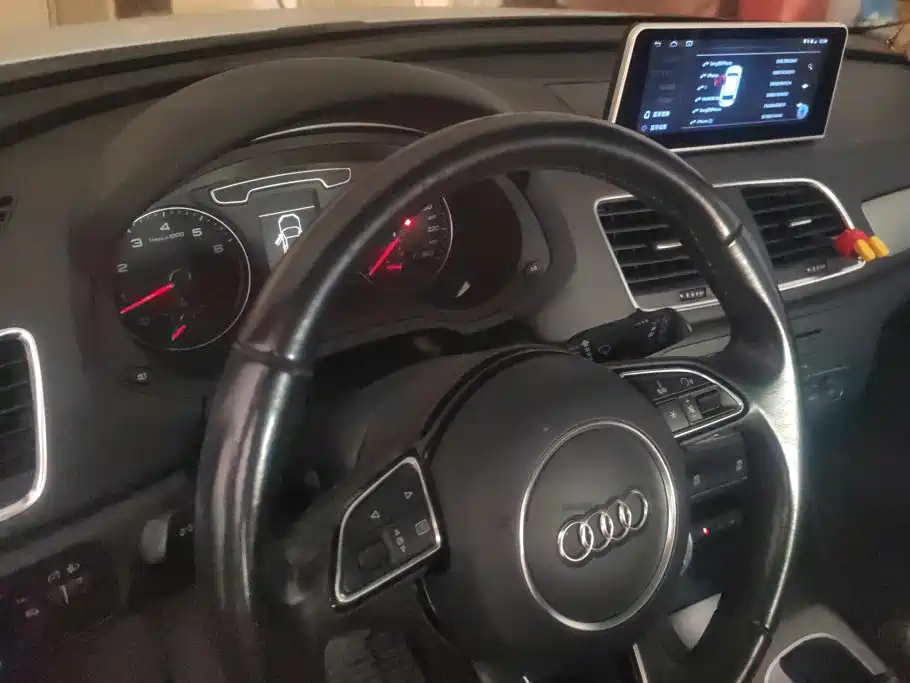 Audi Q3 — миниатюра 12