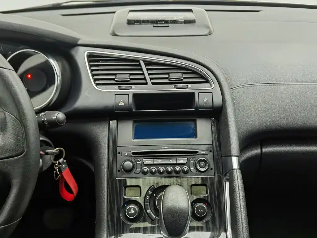 Peugeot 3008 — миниатюра 12
