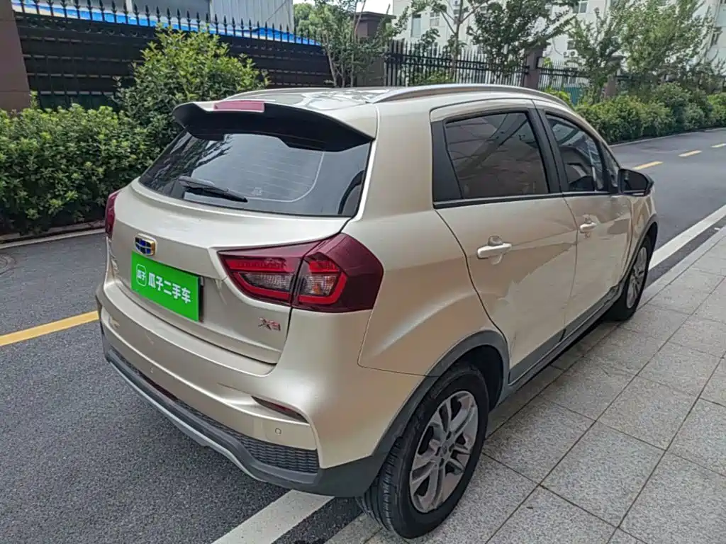 Geely Vision X3 — миниатюра 7