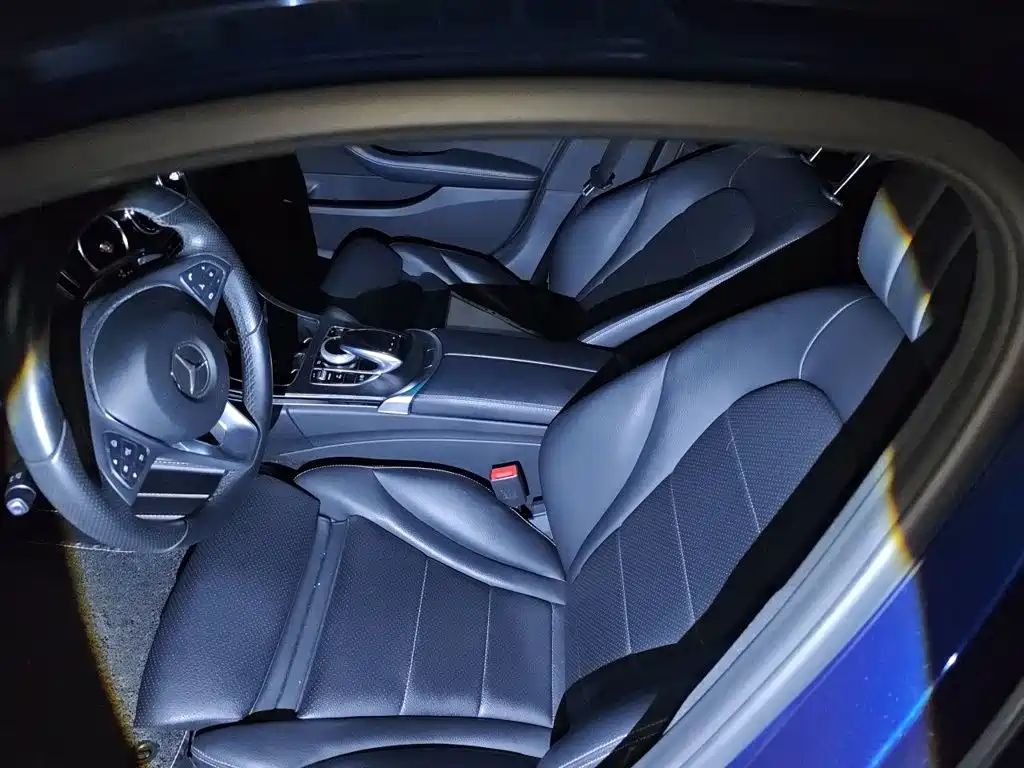 Mercedes-Benz C-Class — миниатюра 11