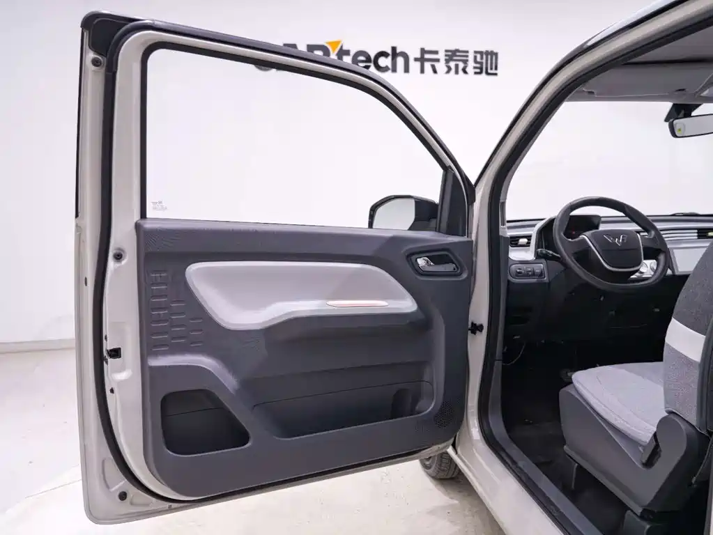 Wuling MINIEV — миниатюра 14