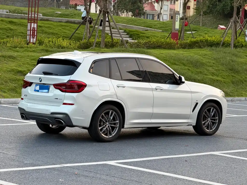 BMW X3 — миниатюра 4