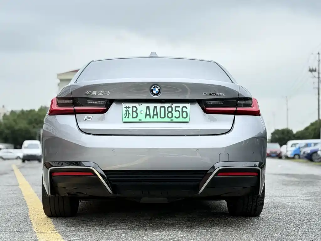 BMW i3 — миниатюра 7