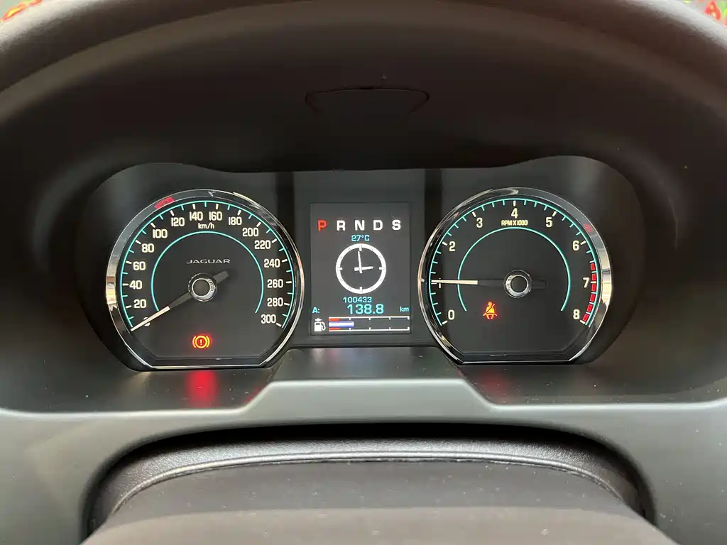 Jaguar XF 2015 XF 2.0T Luxury