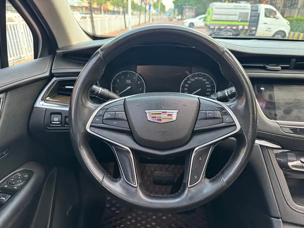 Cadillac XT5 — миниатюра 18