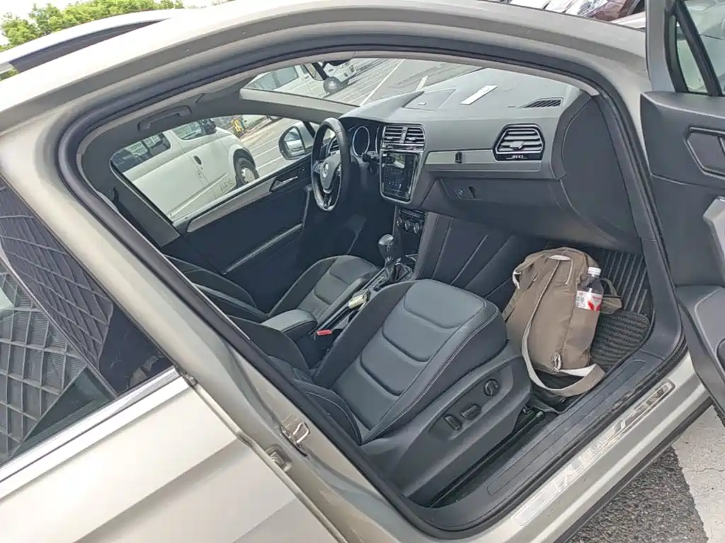 Volkswagen Tiguan L — миниатюра 9