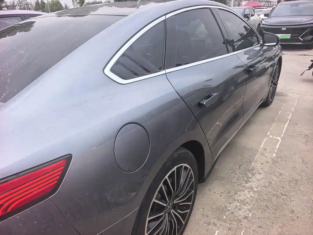 BYD Han — миниатюра 9
