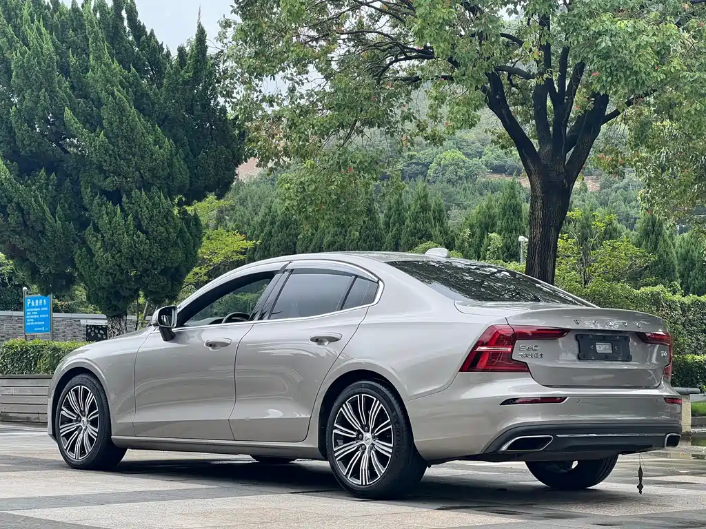 Volvo S60 — миниатюра 15
