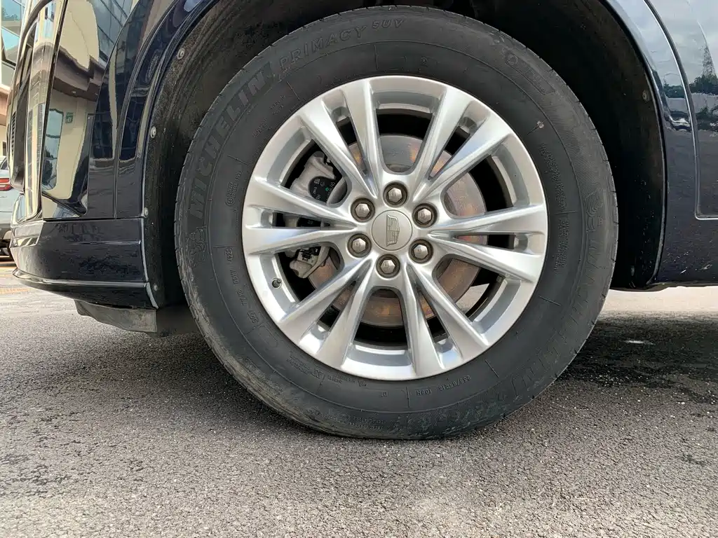 Cadillac XT6 — миниатюра 9