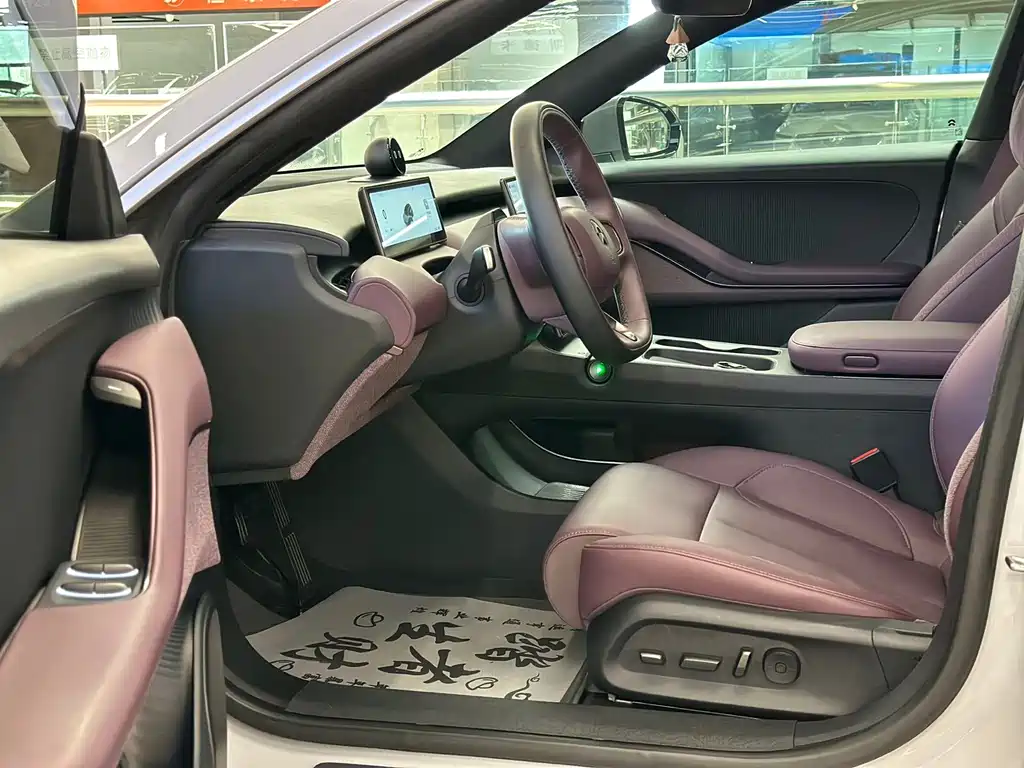 NIO ET5T — миниатюра 4