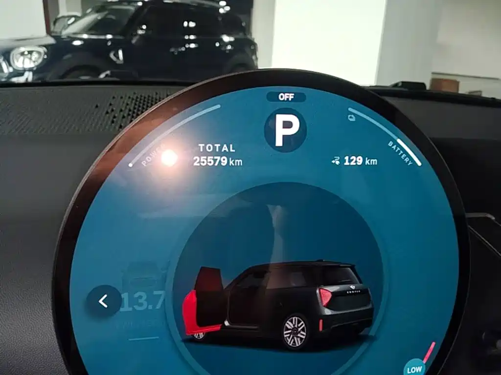 MINI MINI COOPER EV — миниатюра 12