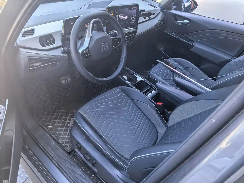 Volkswagen ID.3 — миниатюра 3