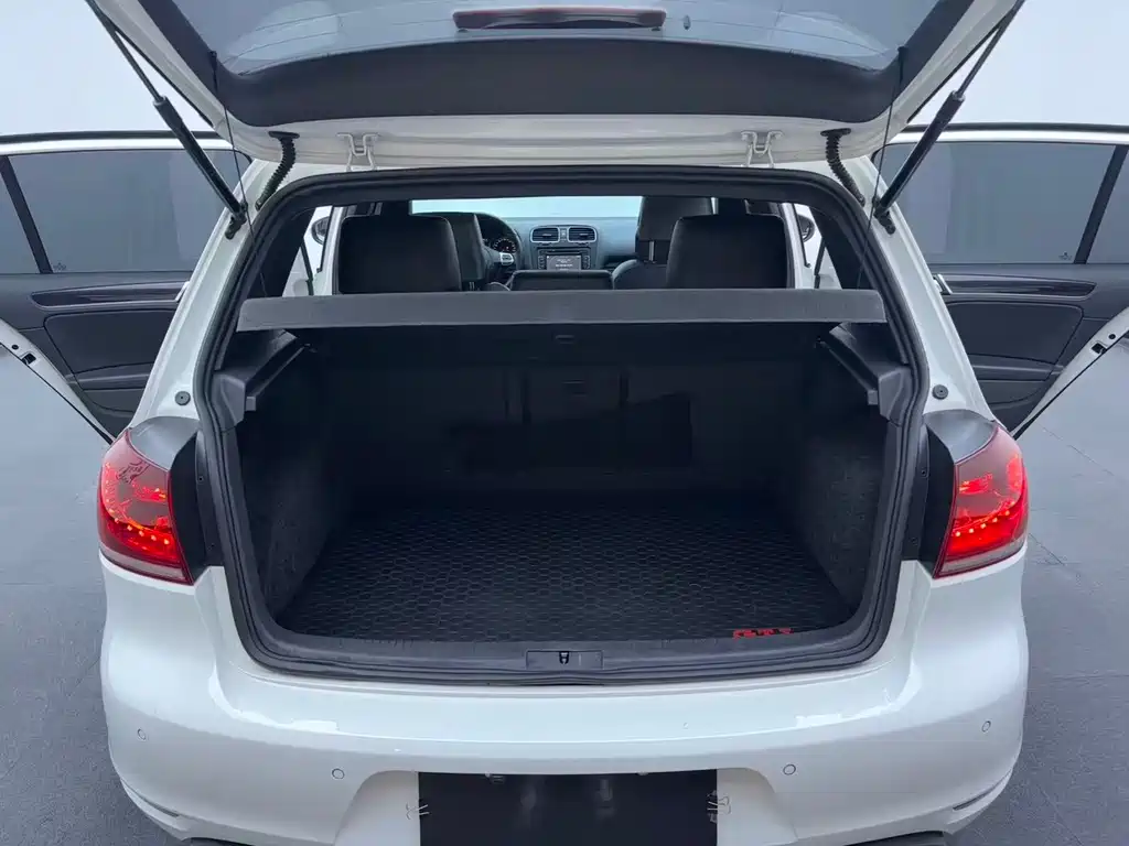 Volkswagen Golf GTI — миниатюра 18