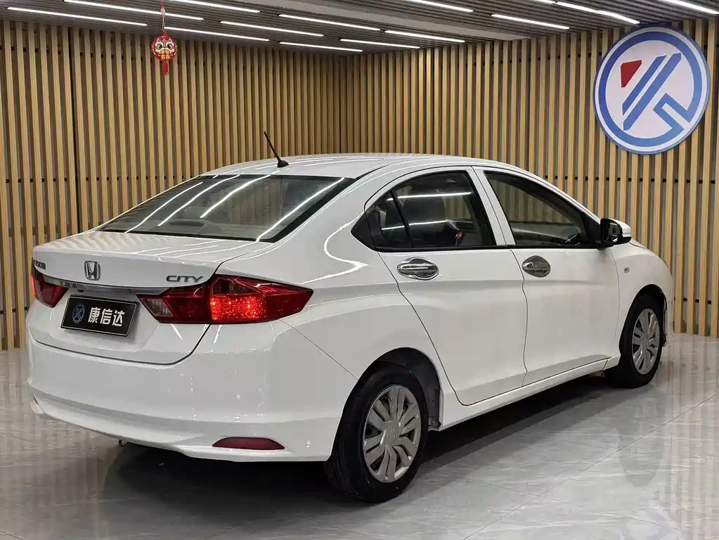 Honda City — миниатюра 8