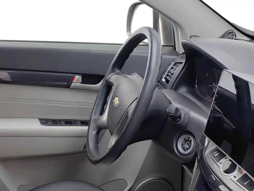 Chevrolet Captiva — миниатюра 22
