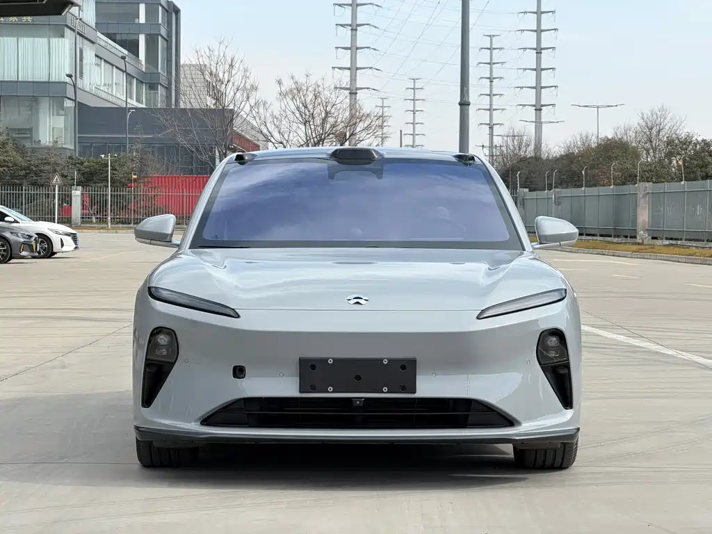 NIO NIO ET5T