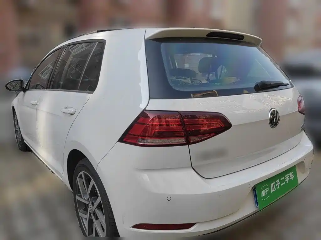 Volkswagen Golf — миниатюра 25