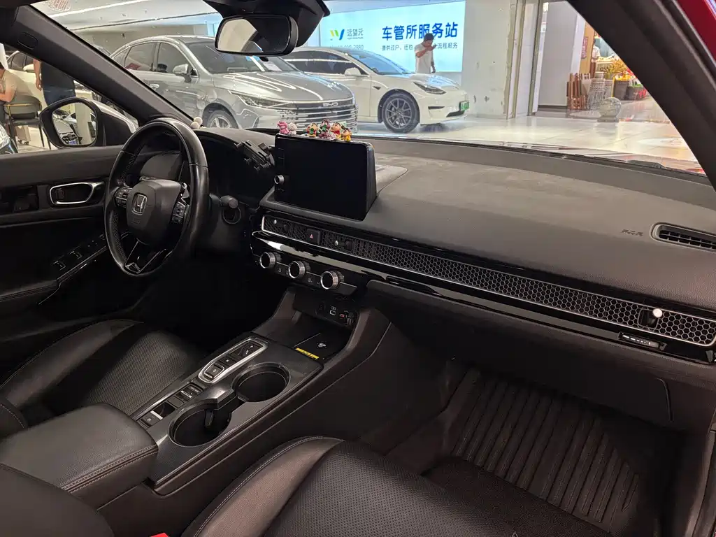 Honda Civic — миниатюра 13