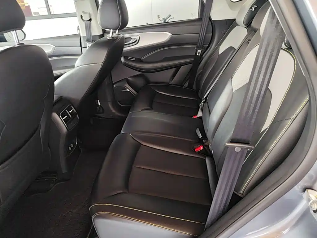 Roewe RX5 New Energy — миниатюра 17