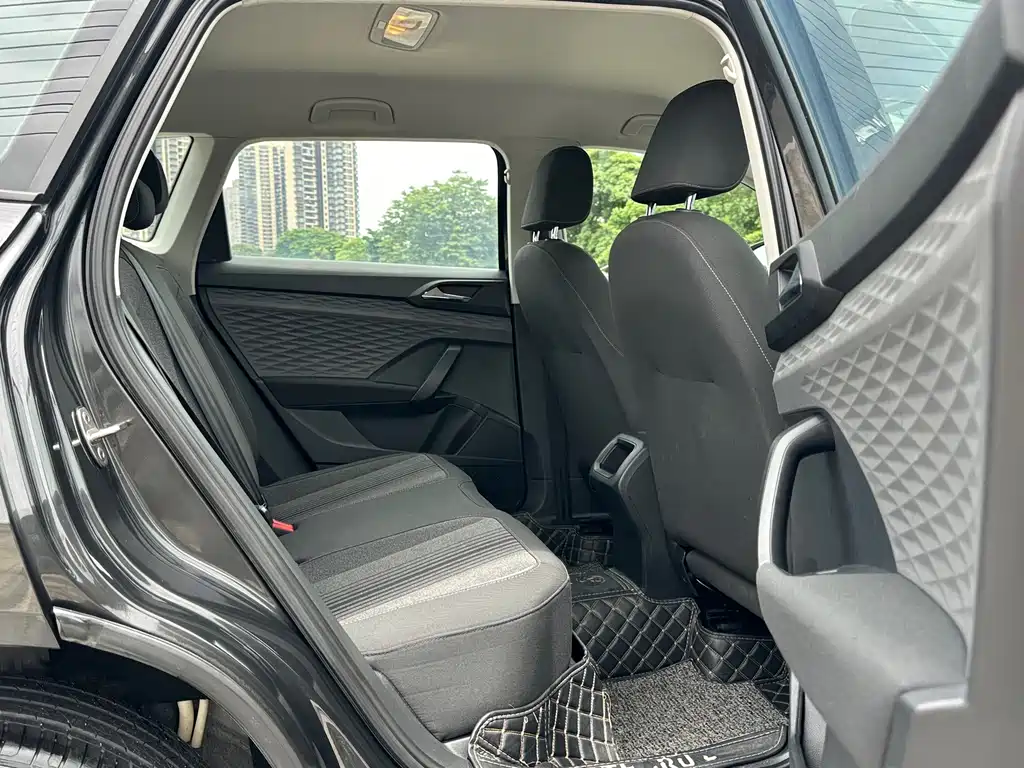 Volkswagen Tharu — миниатюра 10