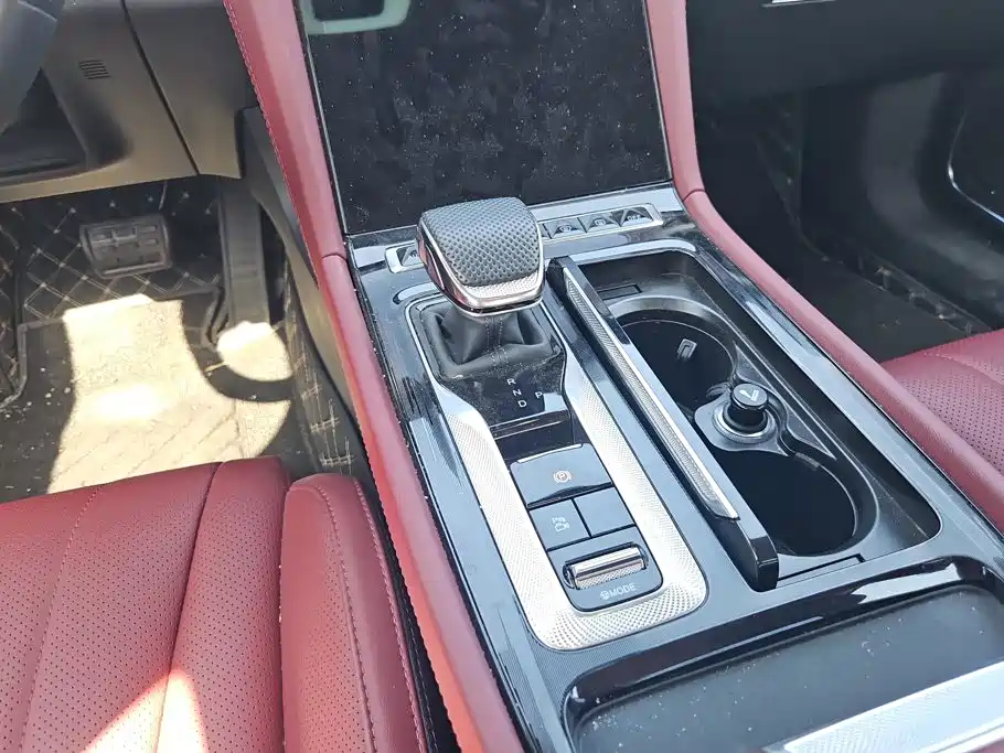 Hongqi Hongqi H5 PHEV — миниатюра 16