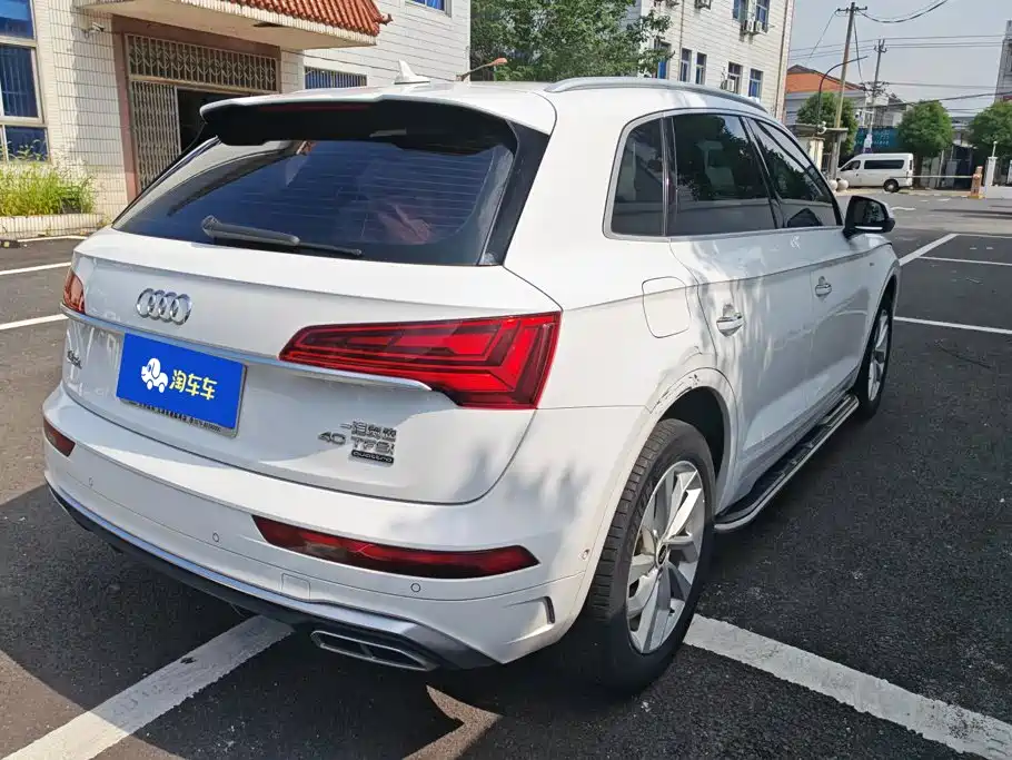 Audi Q5L — миниатюра 3