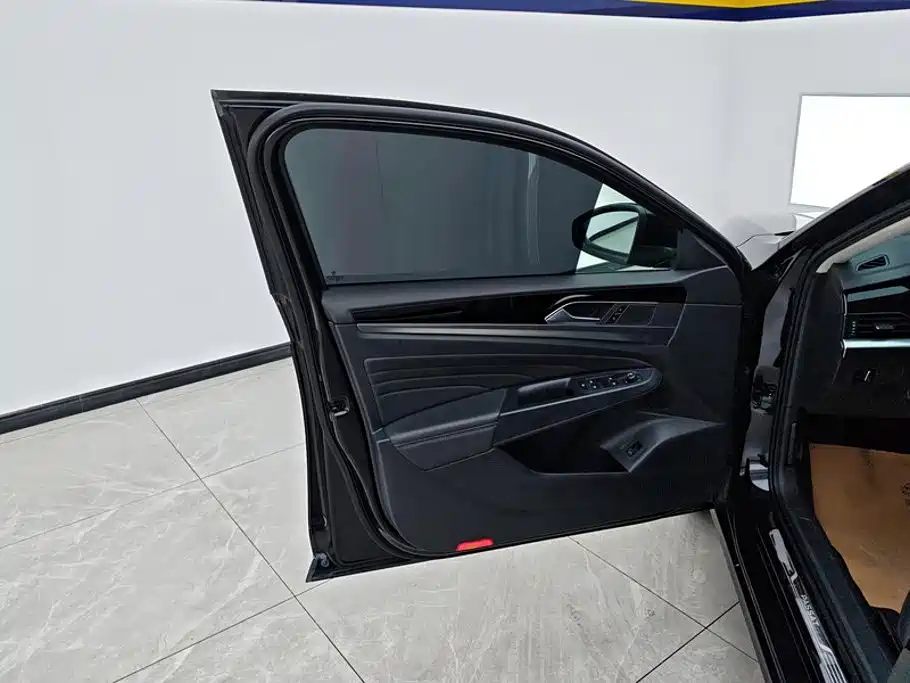 Volkswagen Passat — миниатюра 7