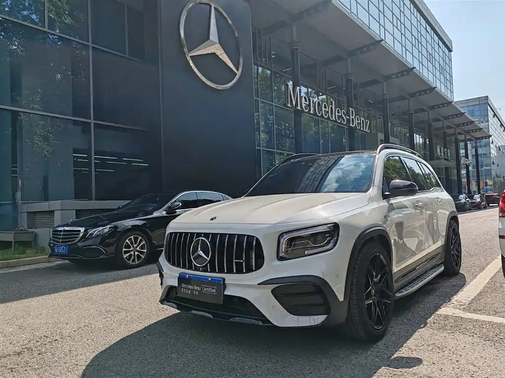 Mercedes-Benz GLB AMG