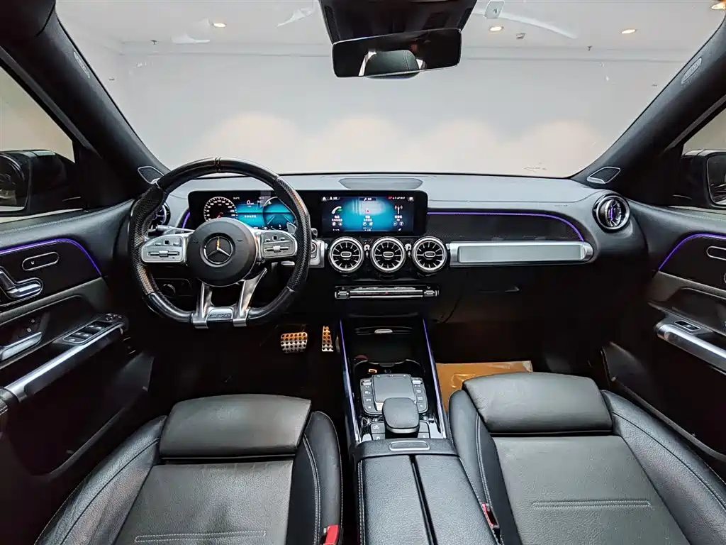 Mercedes-Benz GLB AMG — миниатюра 7