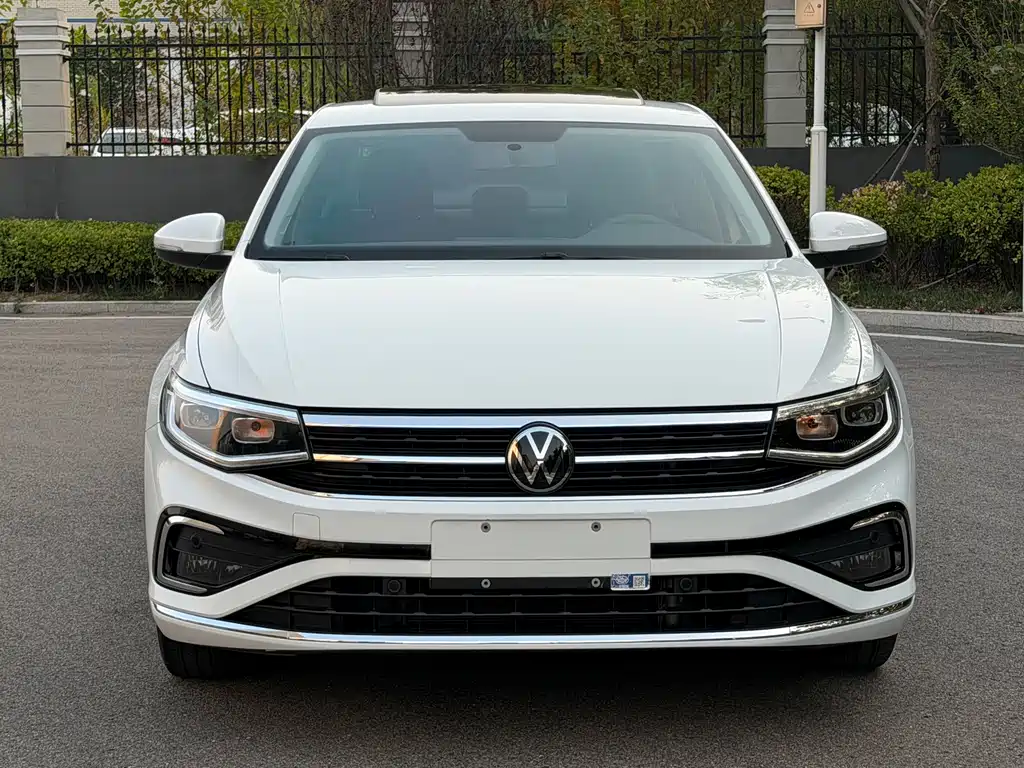 Volkswagen Bora — миниатюра 2