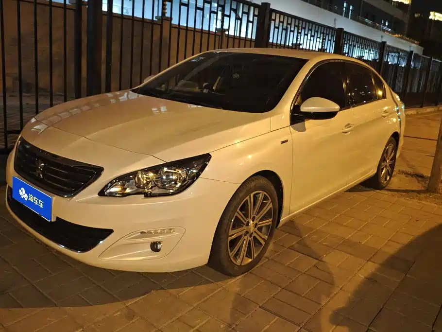 Peugeot 408