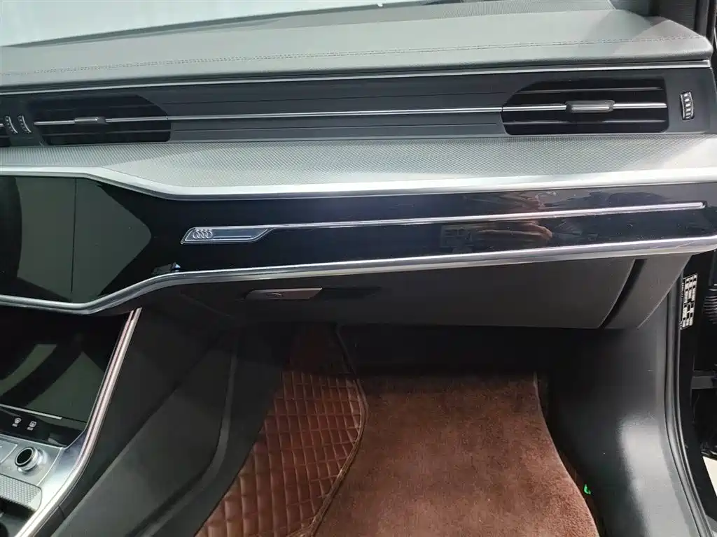 Audi A6L — миниатюра 26