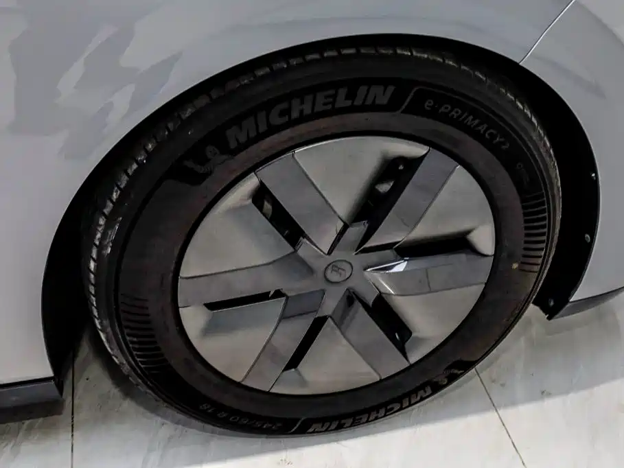 Li Auto Li MEGA — миниатюра 35
