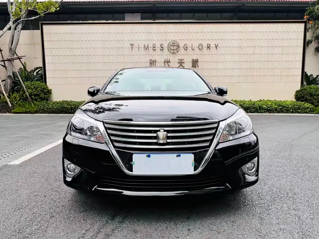 Toyota Crown 2012 2.5L Royal
