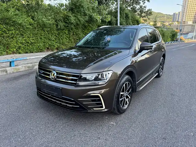 Volkswagen Tiguan L PHEV