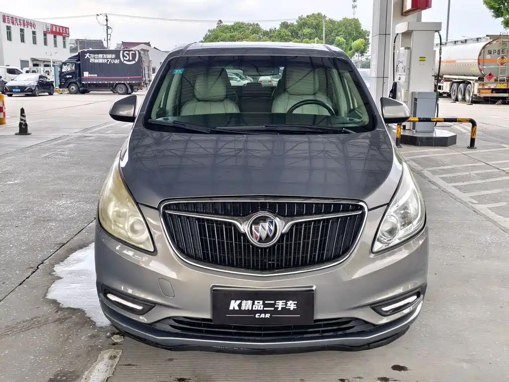 Buick GL8 — миниатюра 2