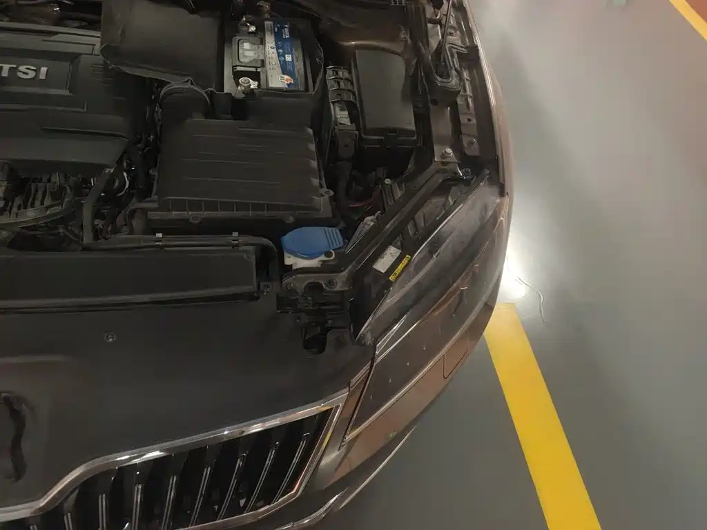 Skoda Superb — миниатюра 21