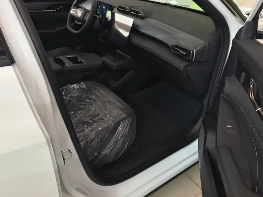 Dongfeng L7 2025 205 Premium