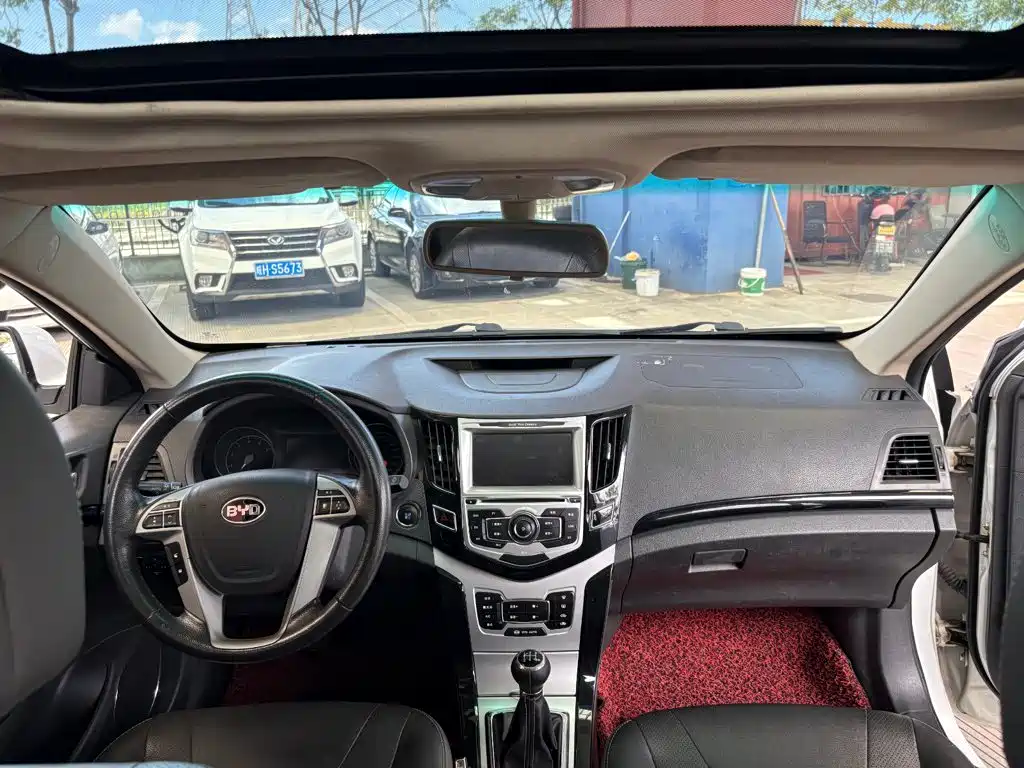 BYD Surui — миниатюра 4