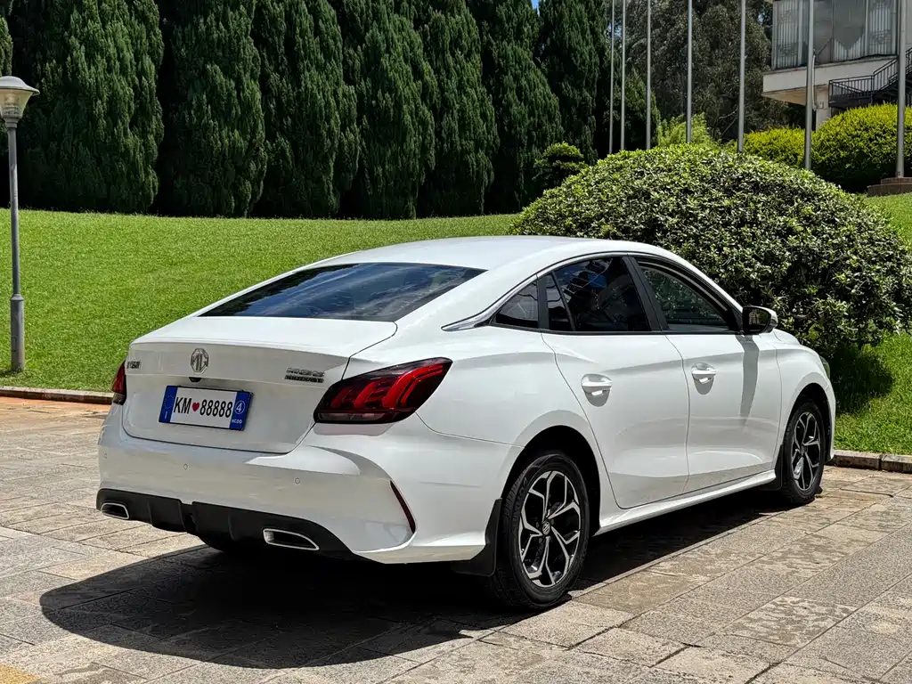 MG MG5 — миниатюра 4