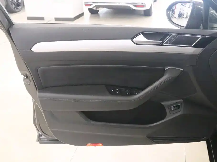 Volkswagen Viloran — миниатюра 12