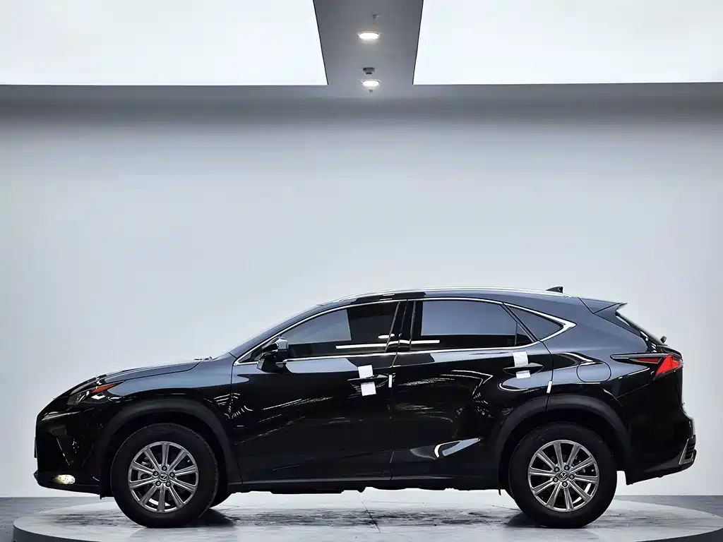 Lexus NX 2020 200 V