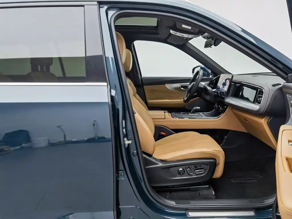 GAC Motor Trumpchi ES9 — миниатюра 23