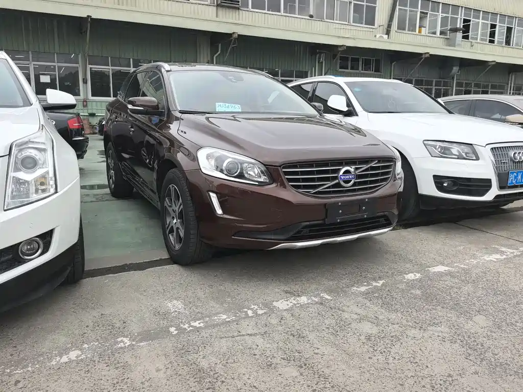 Volvo XC60 (Import) T5 Smart Leisure Edition, фото 2