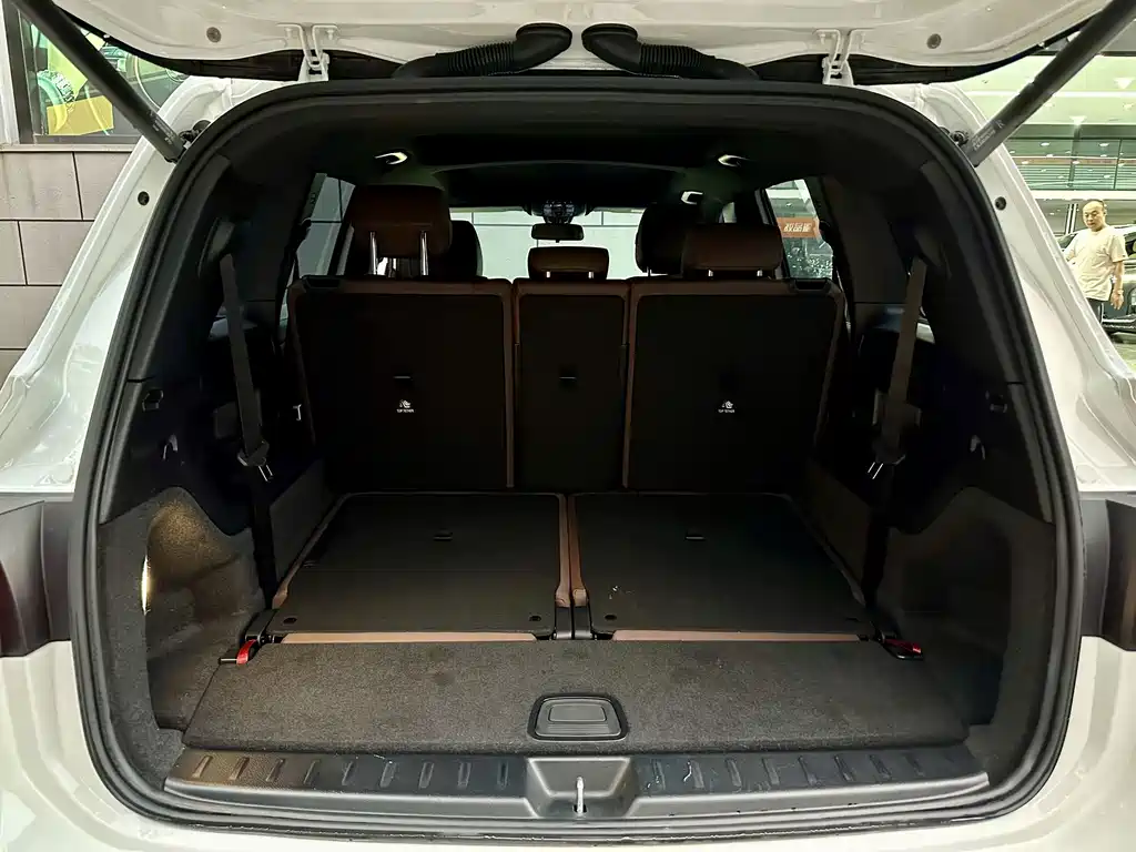 Mercedes-Benz GLB — миниатюра 7