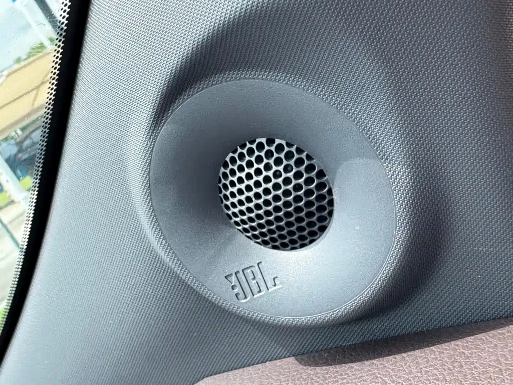 Toyota Sienna — миниатюра 13