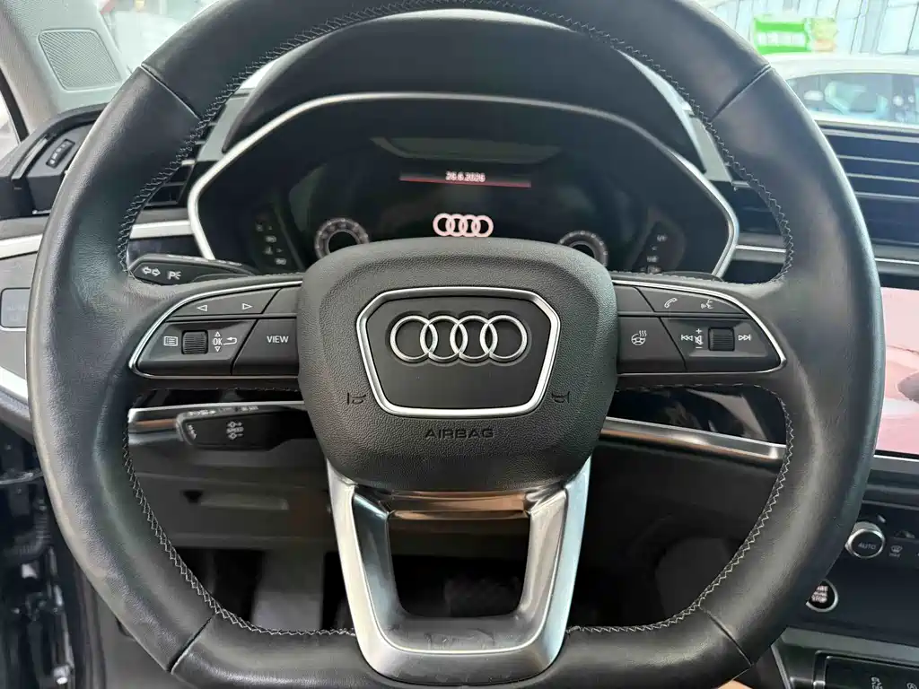 Audi Q3 — миниатюра 18
