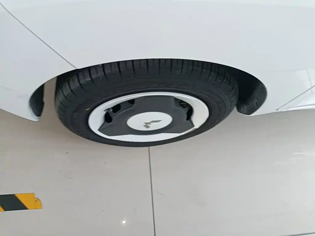 Wuling MINIEV — миниатюра 23