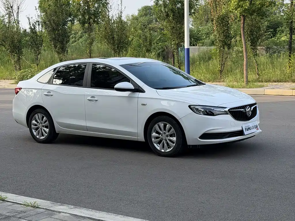 Buick Excelle — миниатюра 3