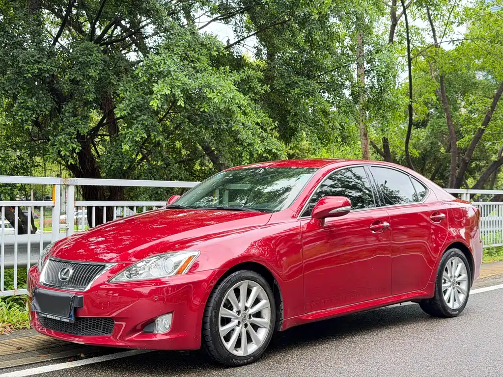 Lexus IS — миниатюра 5